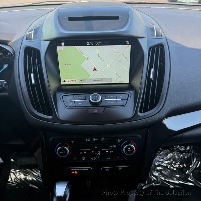 2018 Ford Escape SE 4WD W/SE SPORT APPEARANCE PACKAGE & 19" WHEELS - 23017544 - 30