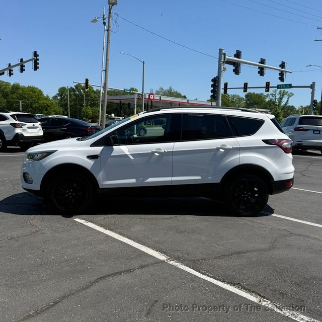 2018 Ford Escape SE 4WD W/SE SPORT APPEARANCE PACKAGE & 19" WHEELS - 23017544 - 8