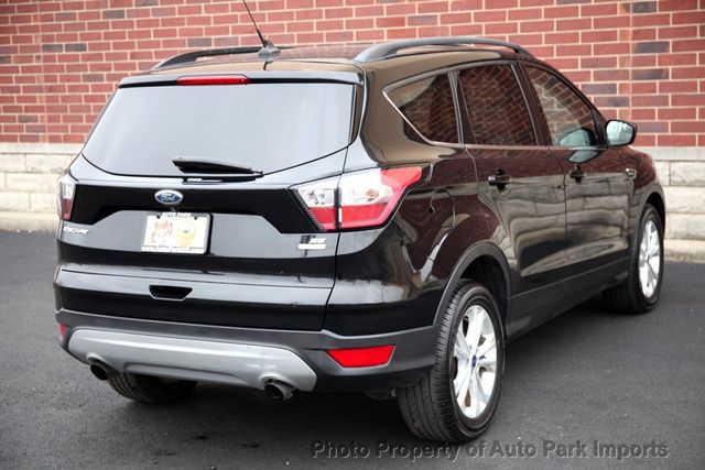 2018 Ford Escape SE FWD - 22929550 - 18