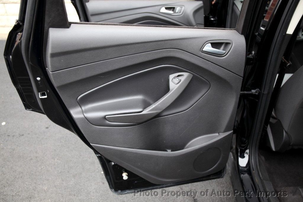 2018 Ford Escape SE FWD - 22929550 - 35