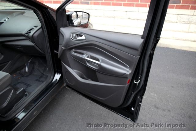 2018 Ford Escape SE FWD - 22929550 - 37