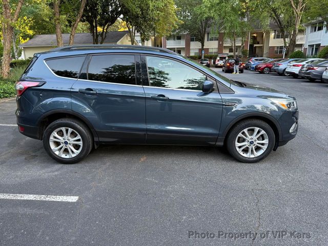 2018 Ford Escape SE FWD - 23016293 - 3