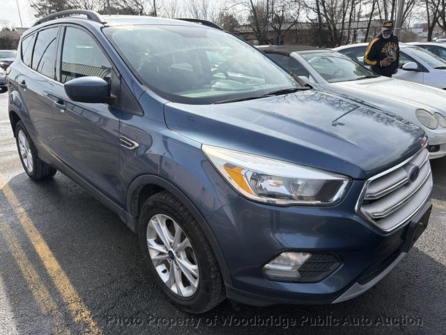 2018 Ford Escape SE FWD - 22989347 - 1