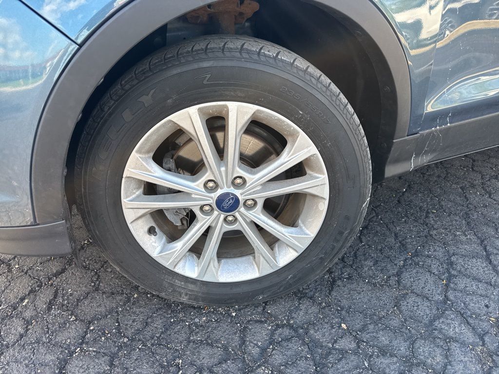 2018 Ford Escape SE FWD - 23015839 - 1