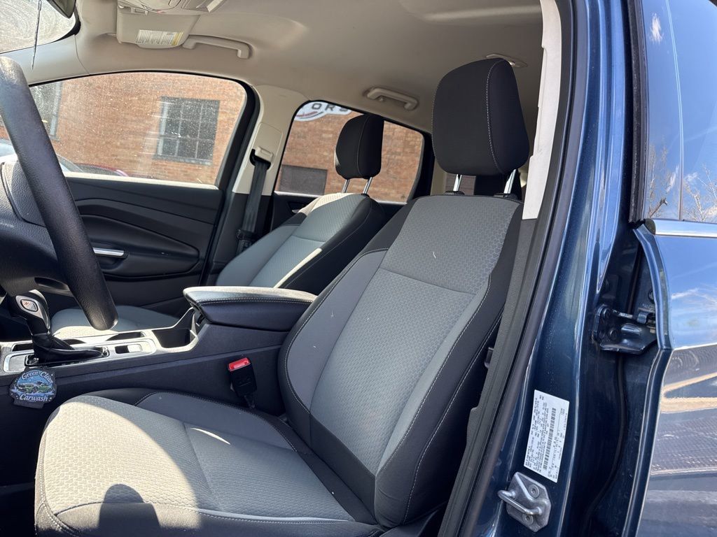 2018 Ford Escape SE FWD - 23015839 - 5