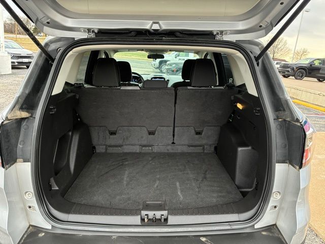 2018 Ford Escape SE FWD - 23008464 - 17