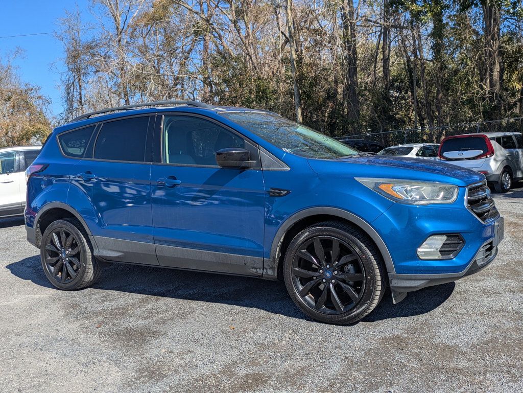 2018 Ford Escape SE FWD - 22983463 | Video 1