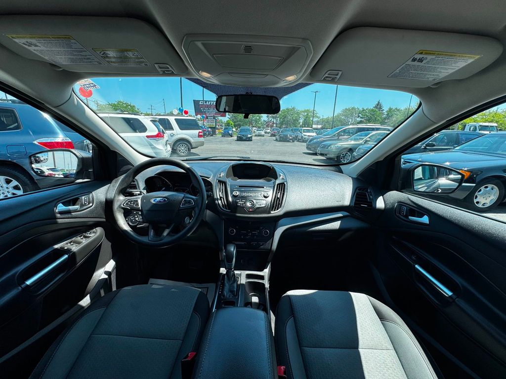 2018 Ford Escape SE FWD - 23036022 - 18