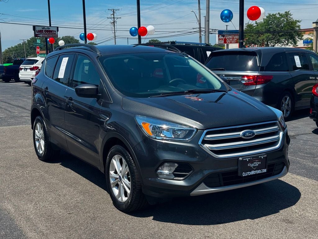 2018 Ford Escape SE FWD - 23036022 - 2