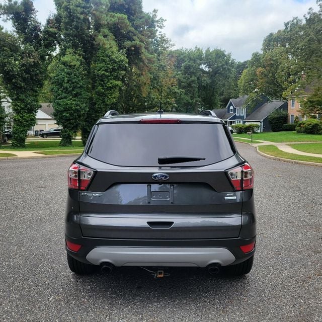 2018 Ford Escape SE FWD - 22608969 - 3