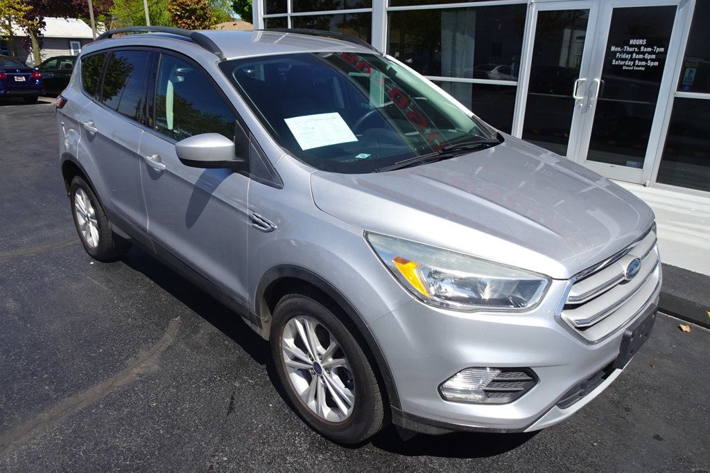 2018 Ford Escape SE photo 9