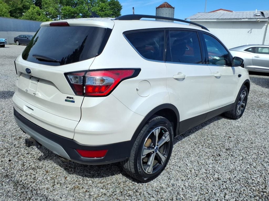 2018 Ford Escape SEL 4WD - 23023766 - 1