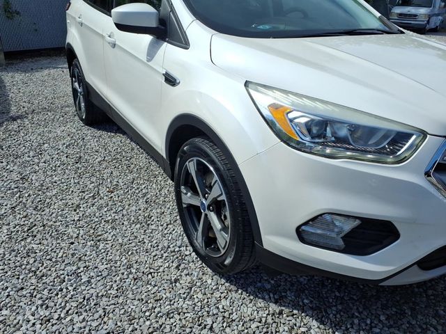2018 Ford Escape SEL 4WD - 23023766 - 19