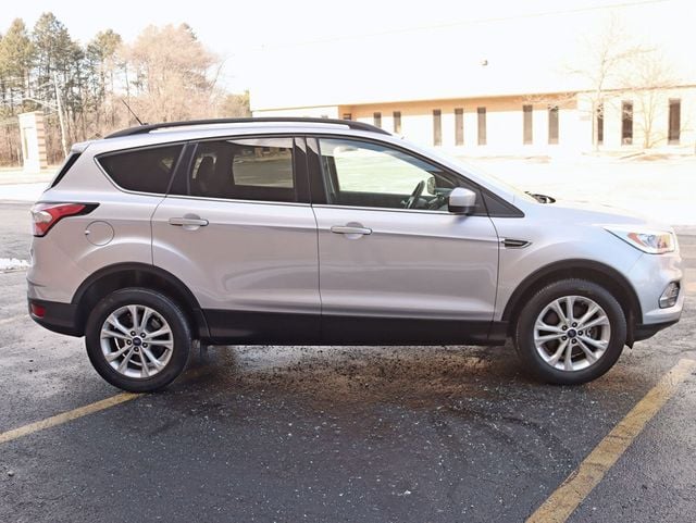 2018 Ford Escape SEL 4WD - 22758462 - 8