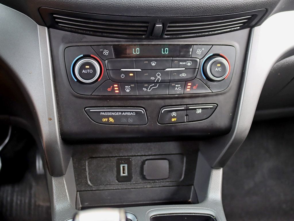 2018 Ford Escape SEL 4WD - 23055297 - 15