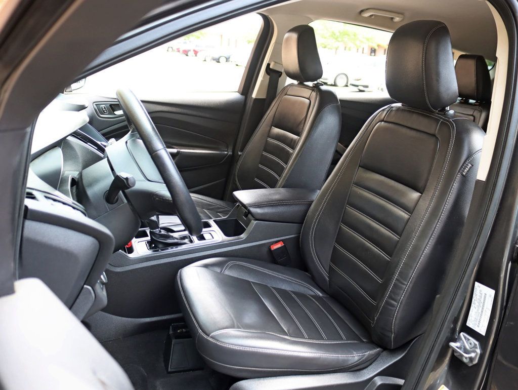 2018 Ford Escape SEL 4WD - 23055297 - 17