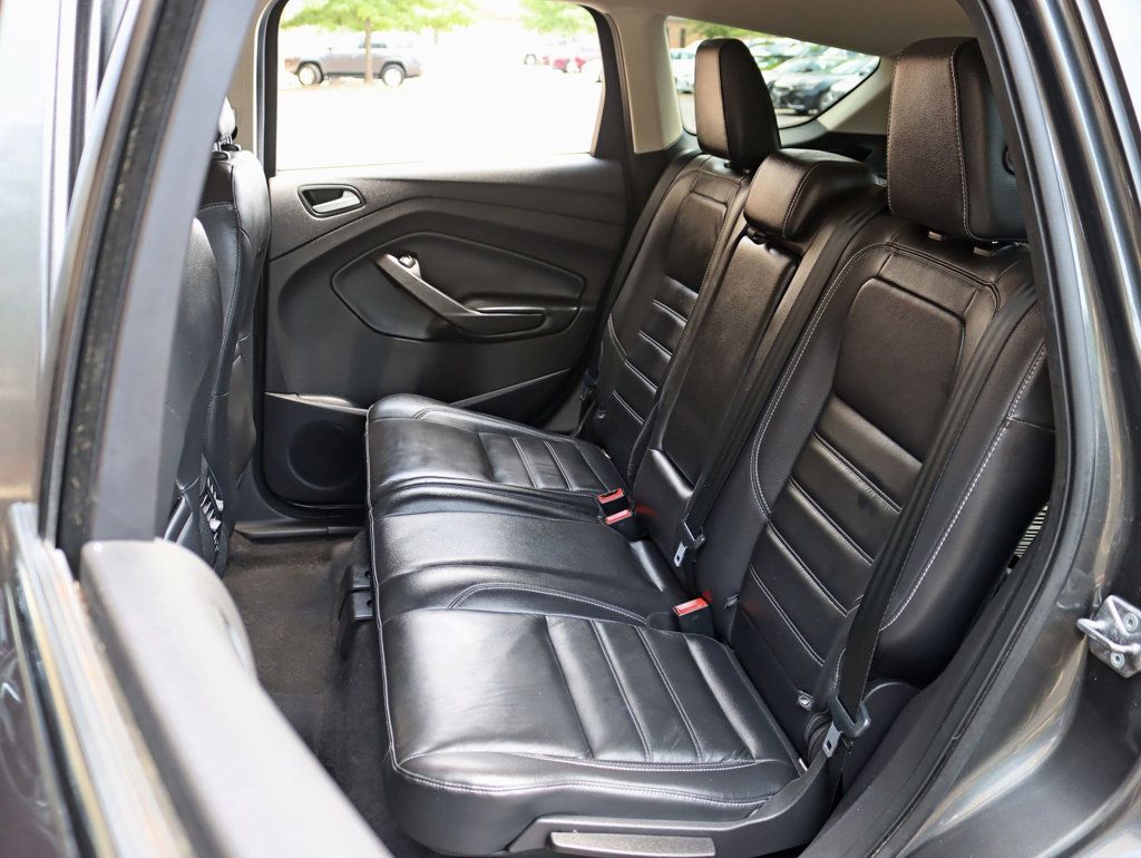 2018 Ford Escape SEL 4WD - 23055297 - 19