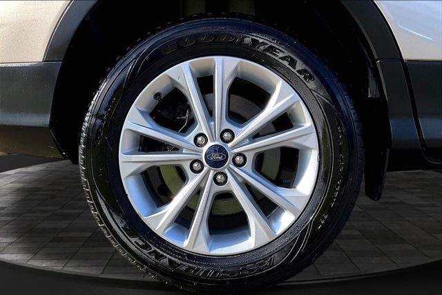 2018 Ford Escape SEL 4WD - 23029675 - 33