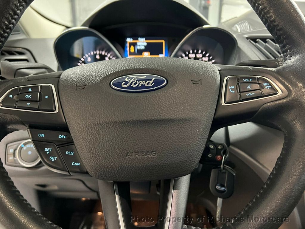 2018 Ford Escape SEL 4WD - 22331575 - 13