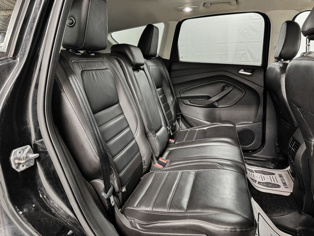 2018 Ford Escape SEL 4WD - 23021204 - 9