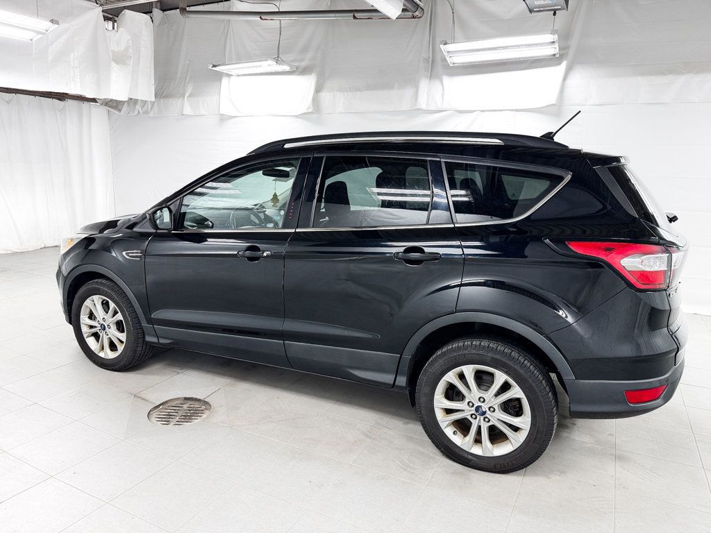 2018 Ford Escape SEL 4WD - 23021204 - 2