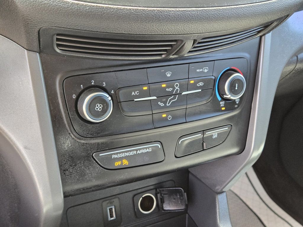 2018 Ford Escape S FWD - 22915148 - 19