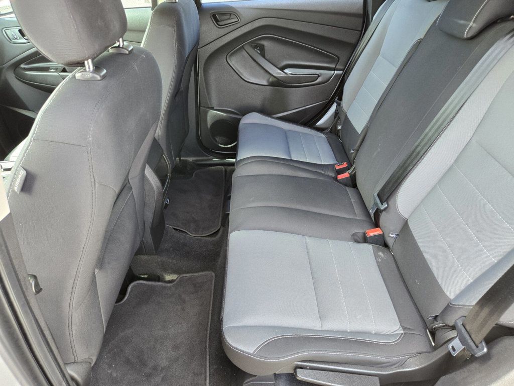 2018 Ford Escape S FWD - 22915148 - 8