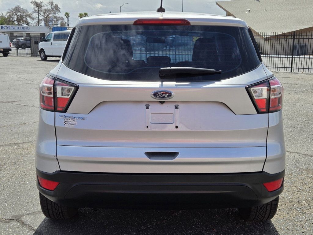 2018 Ford Escape S FWD - 22954074 - 3