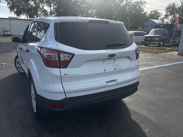 2018 Ford Escape S FWD - 22972421 - 12