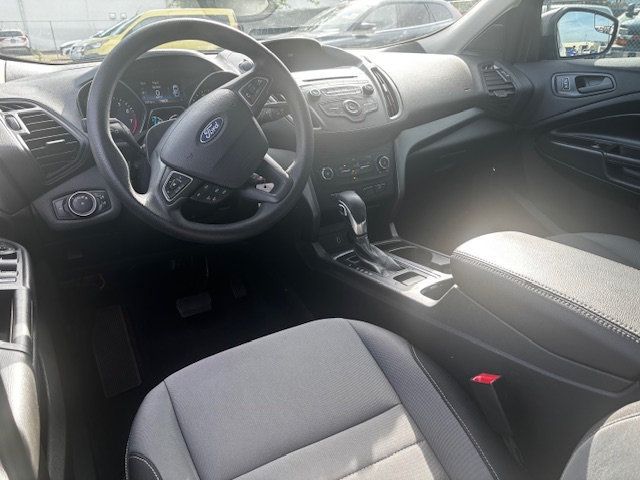 2018 Ford Escape S FWD - 22972421 - 6