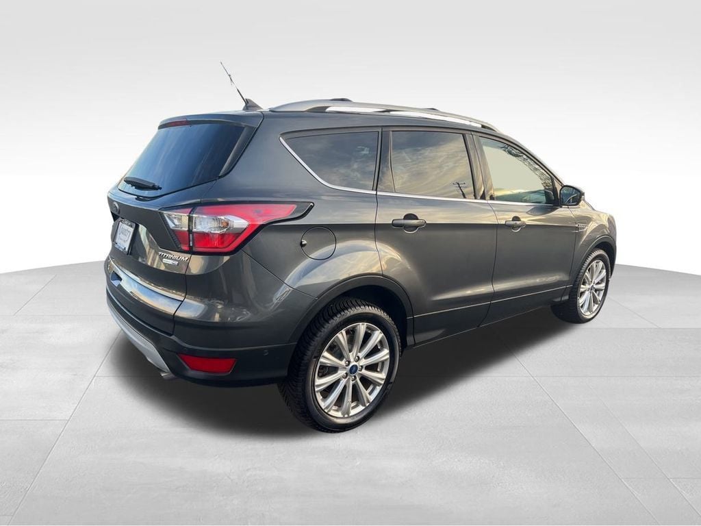 2018 Ford Escape Titanium 4WD - 22662328 - 6