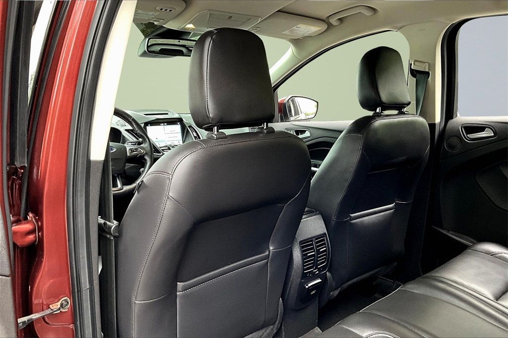 2018 Ford Escape Titanium photo 17