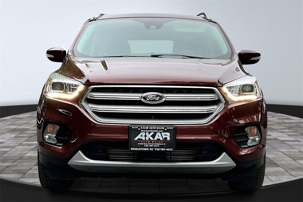 2018 Ford Escape Titanium photo 2