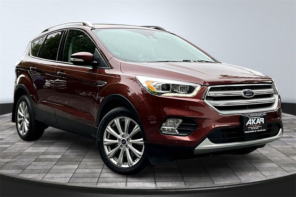 2018 Ford Escape Titanium photo 3