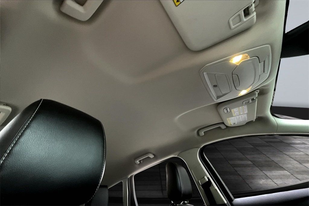 2018 Ford Escape Titanium photo 31