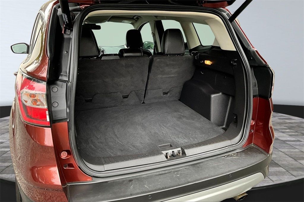 2018 Ford Escape Titanium photo 33
