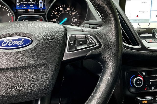 2018 Ford Escape Titanium 4WD - 22953716 - 20