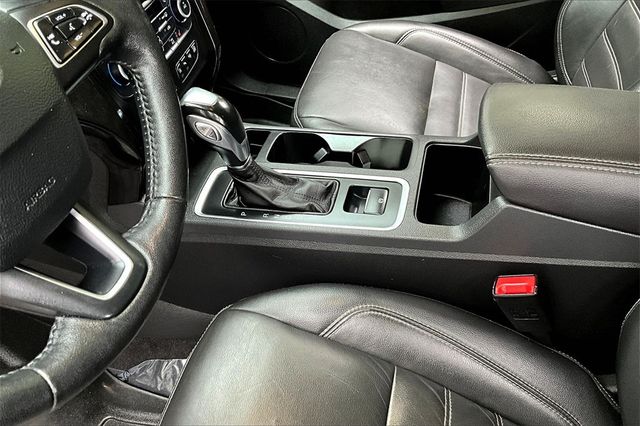 2018 Ford Escape Titanium 4WD - 22953716 - 29