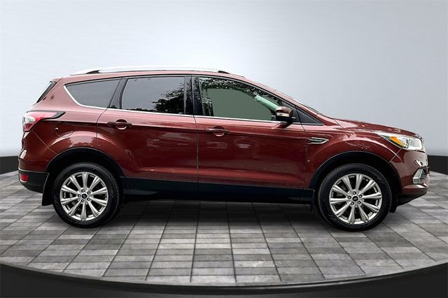 2018 Ford Escape Titanium 4WD - 22953716 - 7