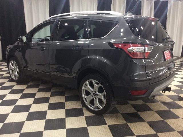 2018 Ford Escape Titanium 4WD - 22708964 - 3