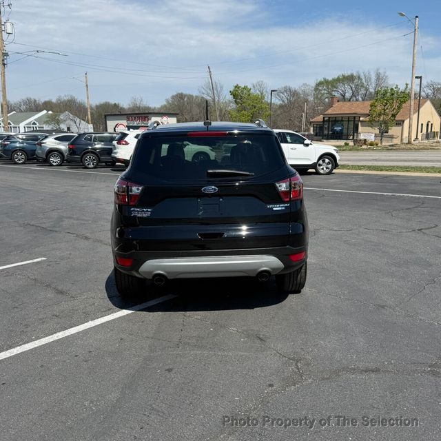 2018 Ford Escape TITANIUM 4WD W/PANORAMIC VISTA ROOF & LEATHER TRIMMED INTERIOR - 23001783 - 11