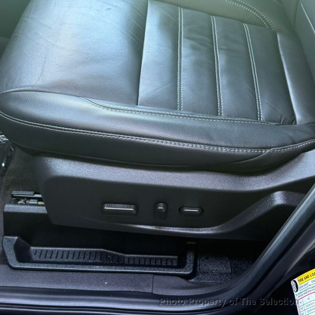 2018 Ford Escape TITANIUM 4WD W/PANORAMIC VISTA ROOF & LEATHER TRIMMED INTERIOR - 23001783 - 21