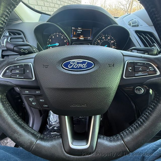 2018 Ford Escape TITANIUM 4WD W/PANORAMIC VISTA ROOF & LEATHER TRIMMED INTERIOR - 23001783 - 24