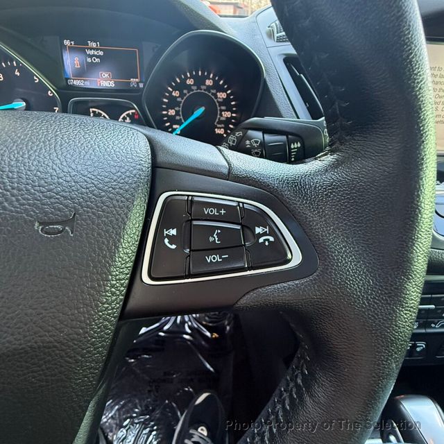 2018 Ford Escape TITANIUM 4WD W/PANORAMIC VISTA ROOF & LEATHER TRIMMED INTERIOR - 23001783 - 26