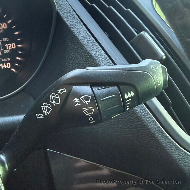 2018 Ford Escape TITANIUM 4WD W/PANORAMIC VISTA ROOF & LEATHER TRIMMED INTERIOR - 23001783 - 28