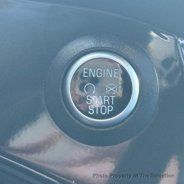 2018 Ford Escape TITANIUM 4WD W/PANORAMIC VISTA ROOF & LEATHER TRIMMED INTERIOR - 23001783 - 32