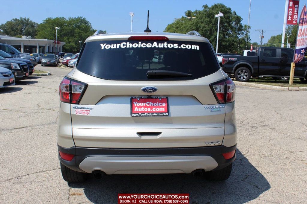 2018 Ford Escape Titanium FWD - 22570710 - 3