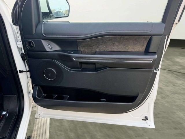 2018 Ford Expedition Limited 4x4 - 23012252 - 33