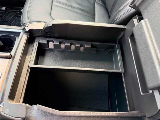 2018 Ford Expedition Limited 4x4 - 23012252 - 50