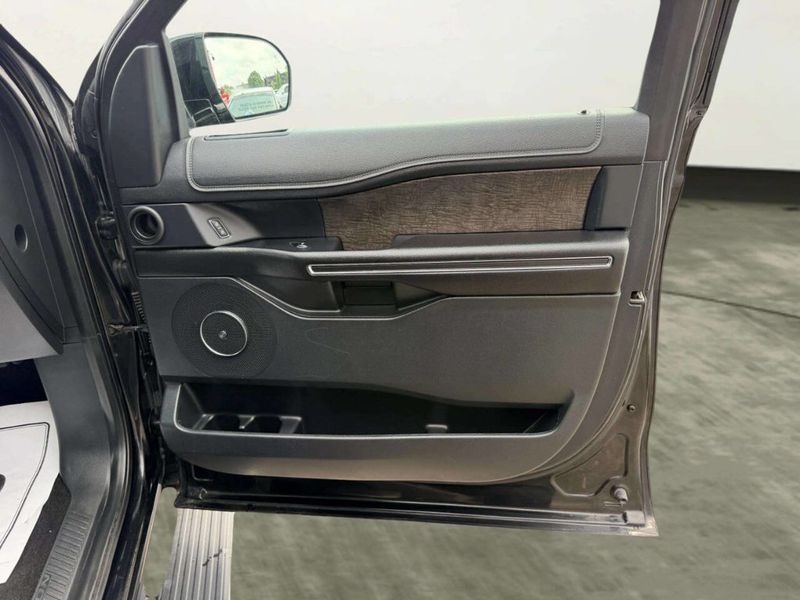 2018 Ford Expedition Limited 4x4 - 23052479 - 27